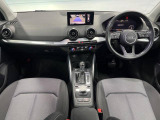 Q2 1.0 TFSI スポーツ 