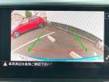 リアビューカメラ内蔵で、狭い駐車場も安心です。
