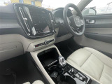 XC40 B4 AWD インスクリプション 4WD 4WD 本革シート