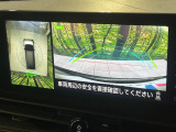 【アラウンドビューモニター】専用のカメラにより、上から見下ろしたような視点で360度クルマの周囲を確認することができます☆死角部分も確認しやすく、狭い場所での切り返しや駐車もスムーズに行えます。