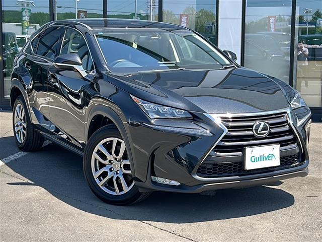 NX 200t バージョンL 4WD 本革シート
