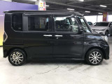 エンジンルーム、室内、クリーニング済みです。厳選したお車を屋内展示場にて展示中☆車両品質には自信がございます!ぜひ一度ご来店ください!!