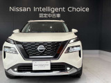 夜間走行の様々な局面に対し、LEDヘッドランプで視認性をしっかり確保。ハロゲンヘッドランプのおおよそ2倍の光量で、広範囲に明るくドライバーをサポートしてくれます。