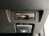 ETCは、高速道路料金所の渋滞を避け、時間と手間を省くことができます。また、料金の支払いや精算の手間が省け、便利で快適なドライブをサポートします
