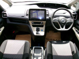 セレナ 1.2 e-POWER ハイウェイスター V 