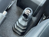 安心の全車保証付き!(※部分保証、国産車は納車後3ヶ月、輸入車は納車後1ヶ月の保証期間となります)。その他長期保証(有償)もご用意しております!※長期保証を付帯できる車両には条件がございます。