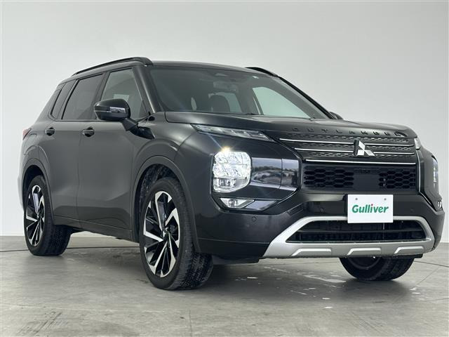 アウトランダー PHEV 2.4 P 4WD サンルーフ