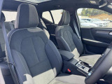 XC40 ウルトラ B4 AWD ダークエディション 4WD 