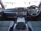 ハイエースバン 2.8 スーパーGL ダークプライム ロング ディーゼル 4WD 