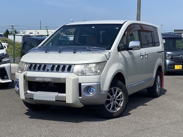 デリカD:5 2.4 シャモニー 4WD 両側パワースライドドア・エンジンスタータ