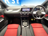 GLAクラス GLA200d 4マチック AMGライン 4WD 