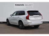 ◆バック/万が一を考え、安全性を重視する方に選ばれているVOLVO車。ドアを開閉するとその重み・厚みに驚くはず