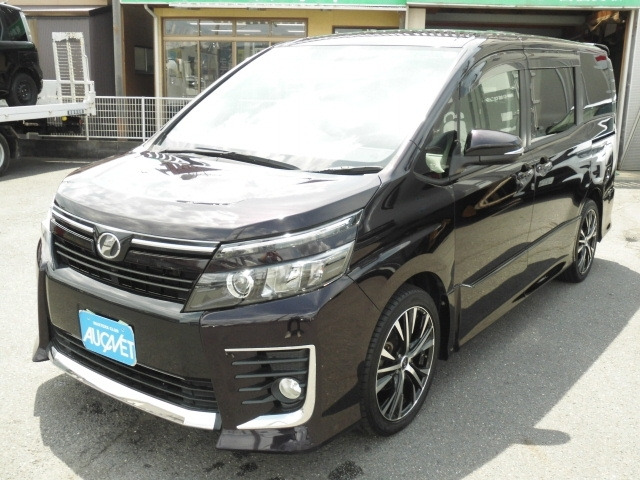 ヴォクシー 2.0 ZS 