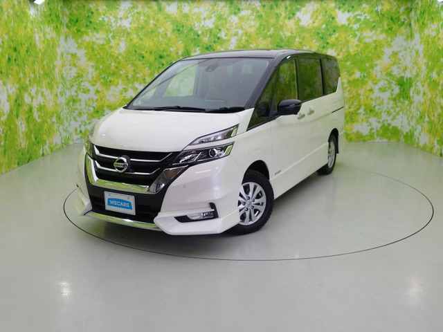 セレナ 2.0 ハイウェイスター VセレクションII 4WD 