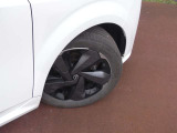 205/50R17タイヤ+専用アルミホイールです。スタッドレスタイヤや各種オプションのご注文も承っております(^^)!