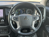 アウトランダーPHEV 2.4 G プラスパッケージ 4WD 4WD サンルーフ