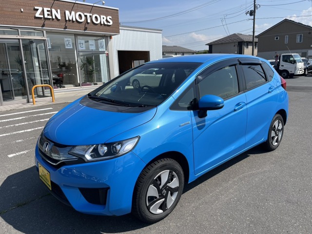 フィット 1.5 ハイブリッド Lパッケージ 4WD 