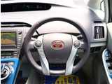 入庫時・販売時・納車前に、弊社基準の68項目に及ぶ点検整備を実施しております。