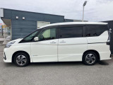 セレナ 1.2 e-POWER ハイウェイスター V 