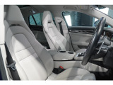 パナメーラ  4S Eハイブリッド PDK 4WD