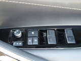 入庫時・販売時・納車前に、弊社基準の68項目に及ぶ点検整備を実施しております。