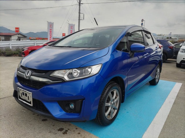 フィット 1.3 13G Lパッケージ 4WD 