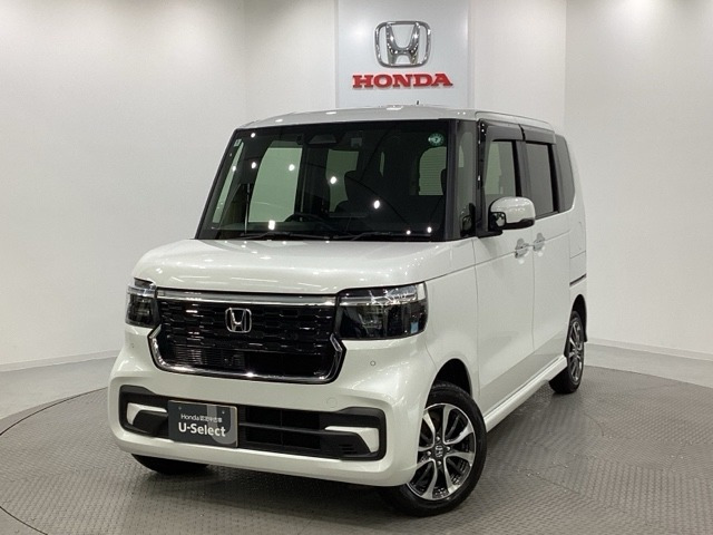N-BOXカスタム  カスタム 660 4WD