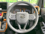 【純正革巻きステアリング】上質な革を使用することで、手にしっかり馴染みとても運転しやすいハンドルです♪