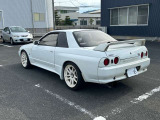 自社にて認証工場を保有しているので納車前後の整備やメンテナンス・カスタマイズまで幅広くご対応!ぜひお問い合わせください。