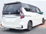セレナ 2.0 ハイウェイスター V 