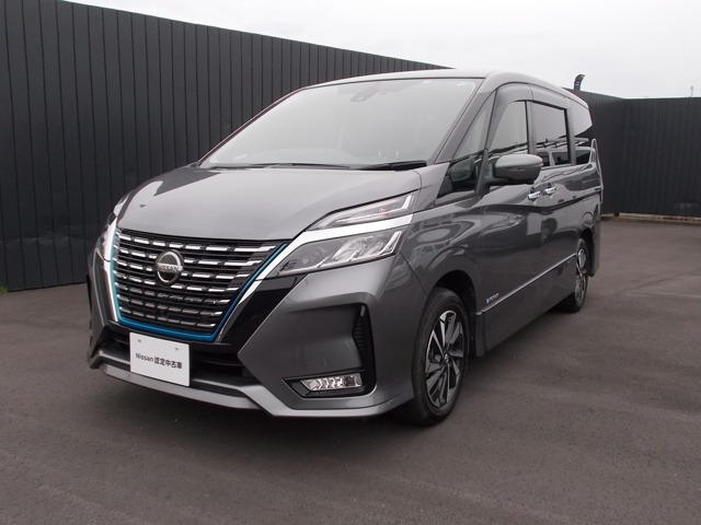 セレナ 1.2 e-POWER ハイウェイスター V 