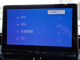 お車選びをお楽しみ頂けるよう、在庫車の展示スペースを十分に確保しております。