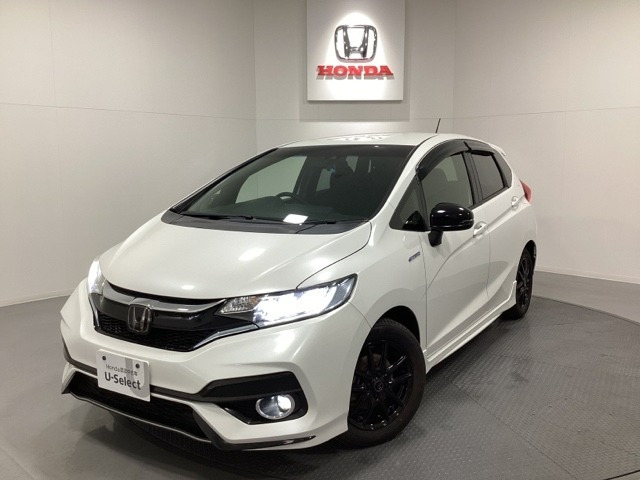 フィット 1.5 ハイブリッド S ホンダセンシング 4WD 