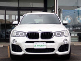 BMW在庫保有台数常時100台以上!ご来店の際はBMW本店(厚木市下荻野140-1)にご来店ください!弊社自慢の全天候型ショールーム!BMW在庫保有台数常時100台以上ございます!