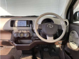 運転しやすいインパネ周りです。見やすいレイアウトで快適なドライブをサポートします☆☆