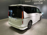 セレナ 2.0 ハイウェイスター V Vセレクション 