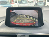 バックモニターもついているので、バック駐車も安心です♪