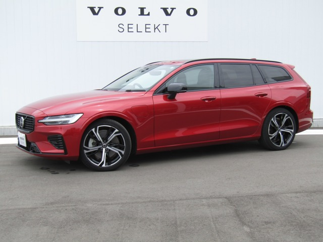 V60 リチャージ PHEV T6 AWD アルティメット 4WD 
