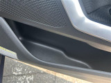 快適なショールームにて、お車選びのお手伝いから、ご購入後の整備待ちまで、ご対応致します。