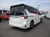 セレナ 1.2 e-POWER ハイウェイスター V 