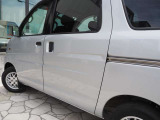 女性にも安心してお乗りいただけるよう、車内の清掃には特にこだわり、メーカー販売時の状態に近づける為に妥協は致しません!!