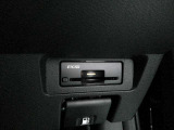 ここに ETC2.0付いております。高速道路の料金所もスイスイ♪ ETCカードの申し込みは日産カードがおすすめ!!!「安心」「おトク」「便利」で皆さまのカーライフをサポートする特典満載のカードです。