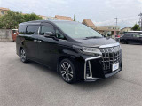 荷物をたっぷり載せて広々ドライビング♪夏でも冬でも、アウトドアやショッピングを思い切り楽しみましょう!