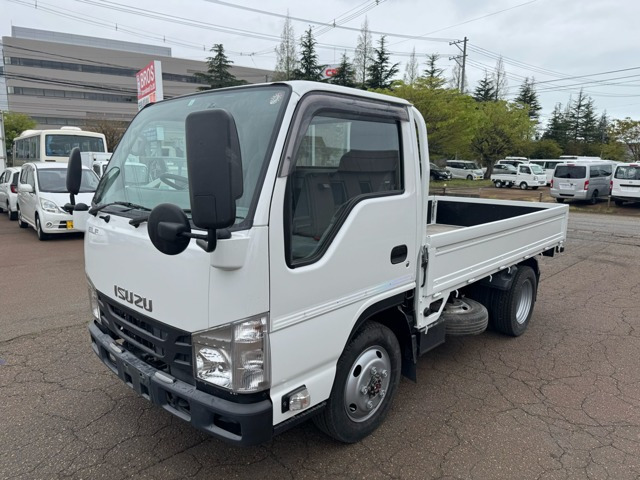 エルフ  平ボディ 1500KG積載量 4WD