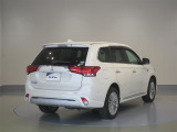 アウトランダーPHEV 2.4 G プレミアムパッケージ 4WD 