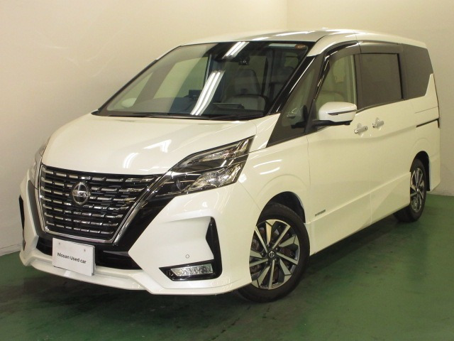 セレナ 2.0 ハイウェイスター V 