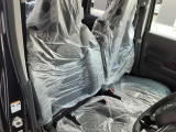 広々とした運転席です!ぜひ1度ご来店いただきご乗車ください!