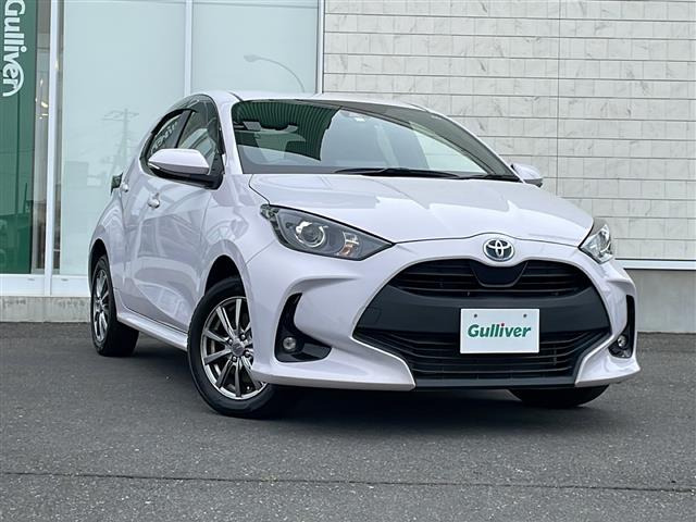 ヤリス 1.5 ハイブリッド X E-Four 4WD 修復歴無し