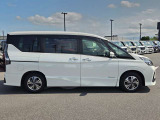 セレナ 1.2 e-POWER ハイウェイスター V 