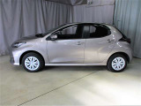 ヤリス 1.5 ハイブリッド G E-Four 4WD 